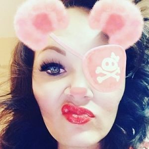 Meet your Posher, Brittini